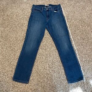 Levi's women's blue jeans